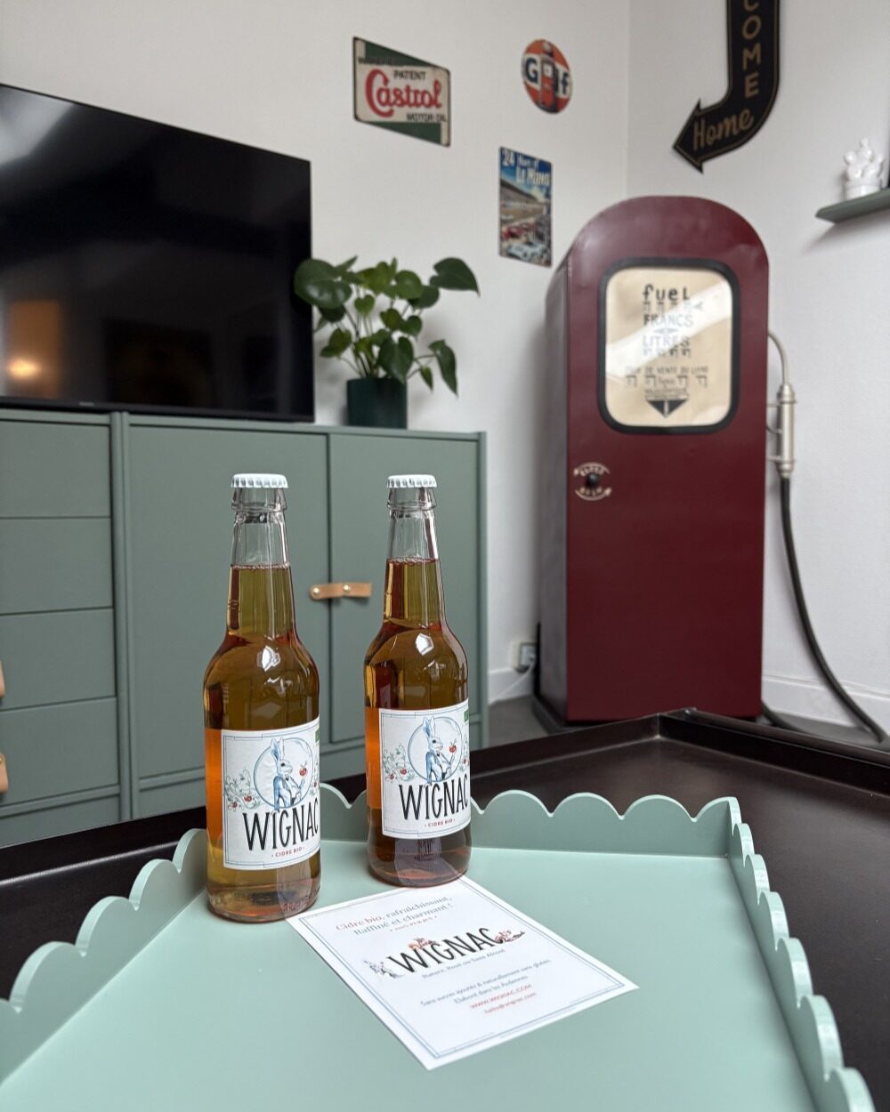 📢 𝗣𝗹𝗮𝗰𝗲𝗺𝗲𝗻𝘁 𝗱𝗲 𝗰𝗶𝗱𝗿𝗲𝘀 𝗪𝗶𝗴𝗻𝗮𝗰 𝘅 𝗦𝗵𝗼𝘄𝗽𝗹𝗮𝗰𝗲
🤝 @wignac.cider a fait appel à @goshowplace pour faire goûter ses cidres dans des locations de courte durée.
🍎 Il s’agit de cidres sains, bio et responsables à partir de pommes non traitées.
🎁 Showplace a ainsi pu offrir à ses loueurs et conciergeries des bouteilles de cidre de 33cl.
⭐ Durant des mois, les voyageurs pourront déguster ces produits naturellement dans leur quotidien.